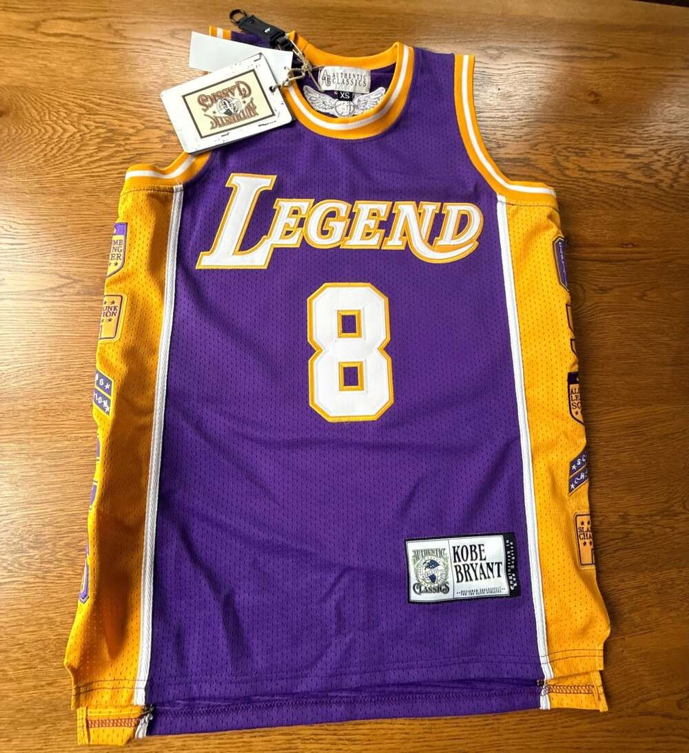 Authentic Classics Kobe Bryant 8/24 Jersey Size XS